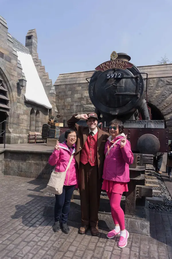 Chris Lyn Hogwarts Express